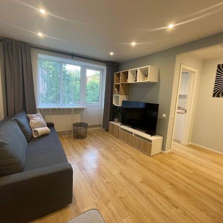 Modern 1Br Haven Near Two Parks Apartment รีกา ภายนอก รูปภาพ