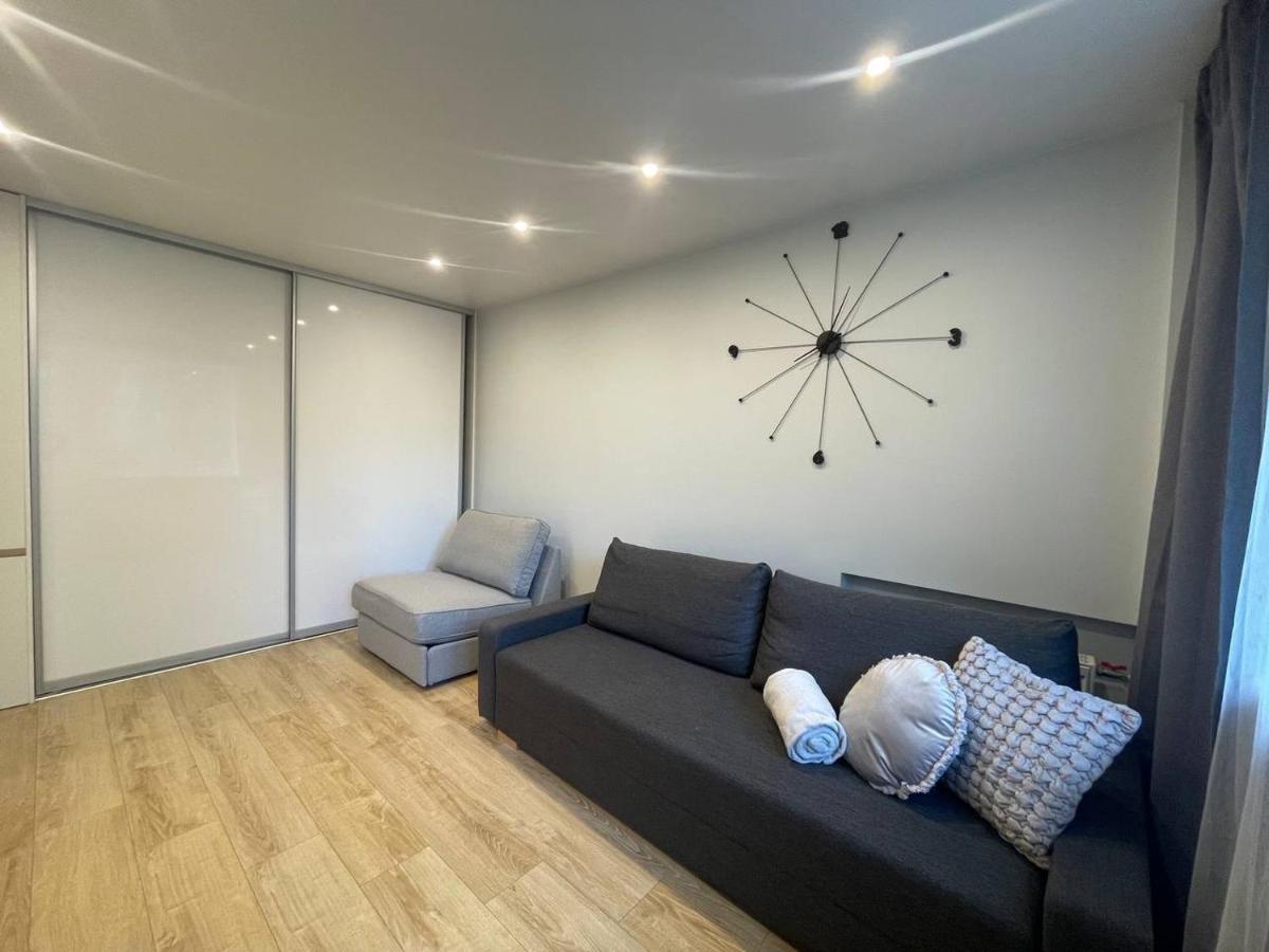 Modern 1Br Haven Near Two Parks Apartment รีกา ภายนอก รูปภาพ