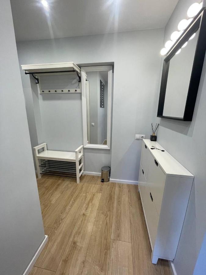 Modern 1Br Haven Near Two Parks Apartment รีกา ภายนอก รูปภาพ